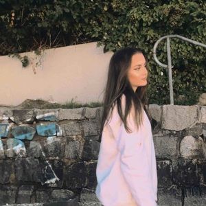 Meet your Posher, Lucia